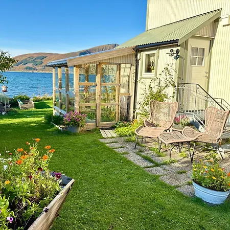 Fornes Bed & Breakfast Fornes