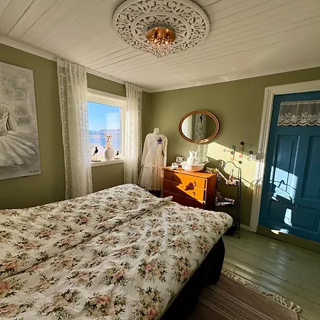 Fornes Bed & Breakfast *